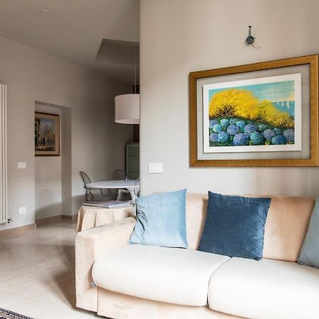 Youhosty - Quadrio 20 Apartment Milan Bagian luar foto